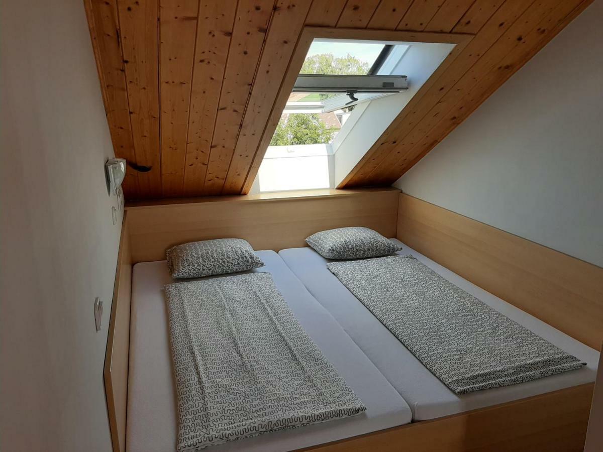 Familia Apartmanhaz Кестхей Экстерьер фото