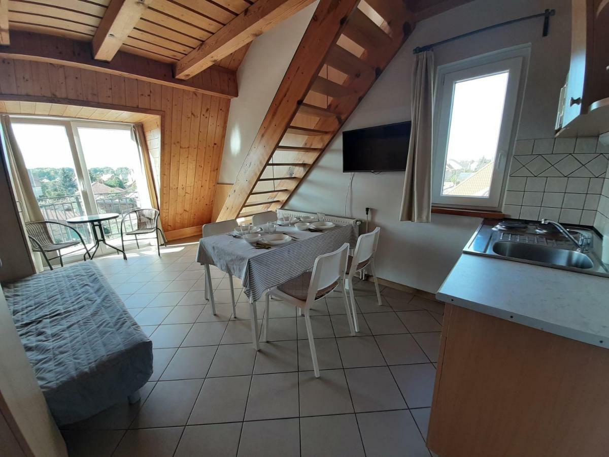 Familia Apartmanhaz Кестхей Экстерьер фото